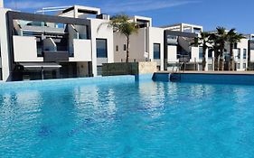 Oasis Beach Apartments